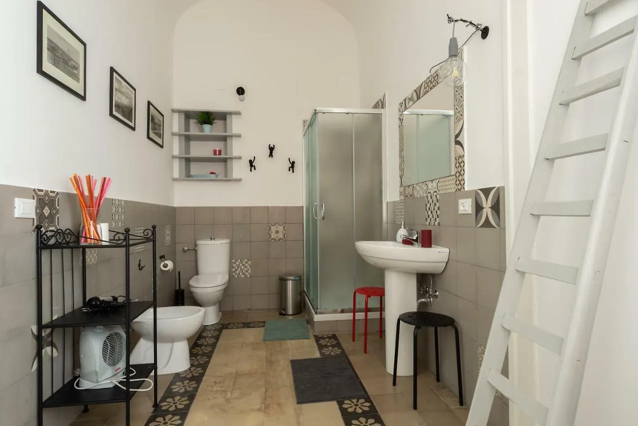 Casette Umberto Catania Apartment